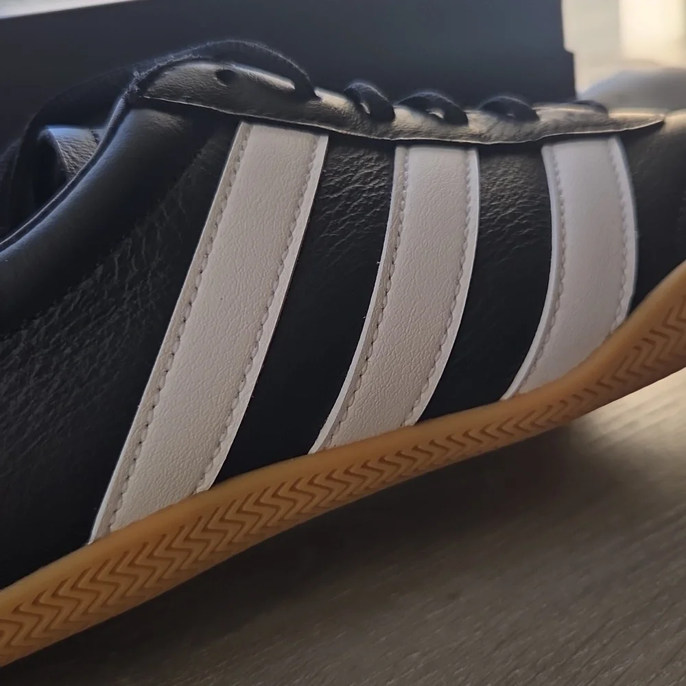 adidas Black and White Sneakers - Picture 6 of 9